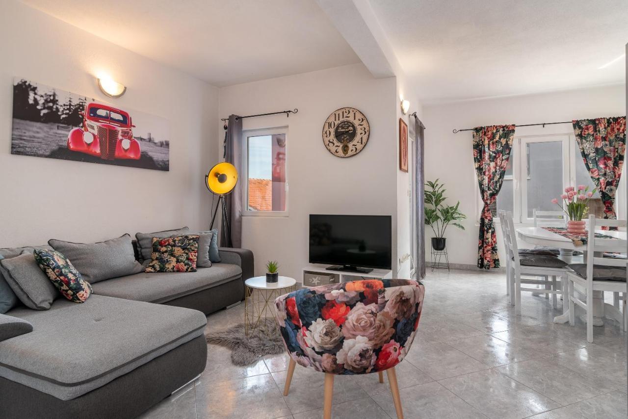 Holiday Villa Nostra Τρογκίρ Εξωτερικό φωτογραφία